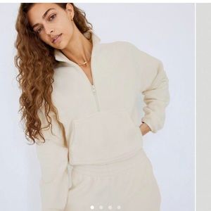 Aritzia TNA Quarter Zip